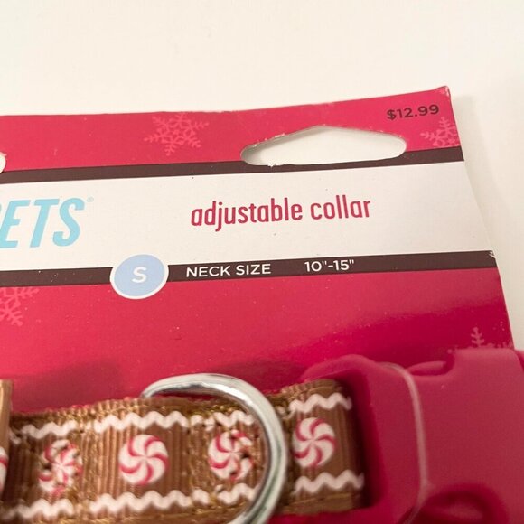 Kong Beaver Removable Squeaker Dog Toy and Martha Steward Pets Adjustable Collar - Picture 4 of 16